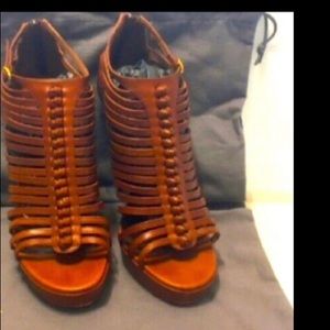 Alexander McQueen High Heel shoes